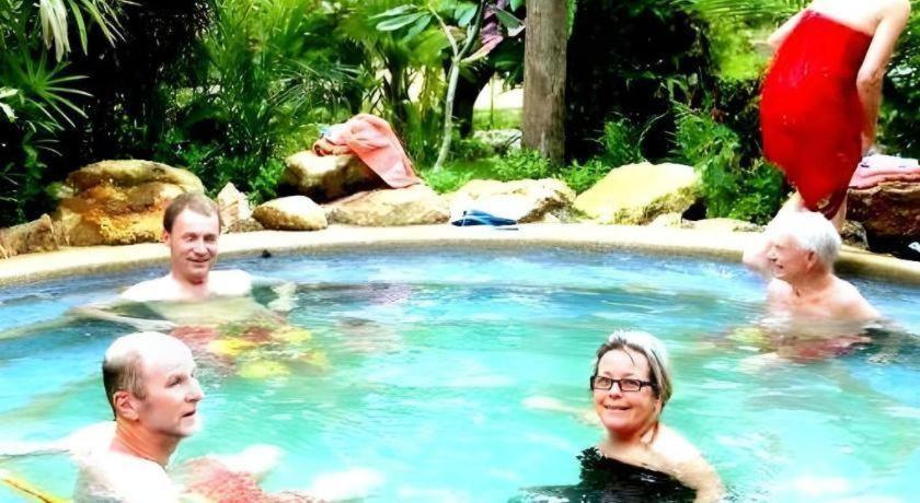 Nattha Waree Hot Spring Resort And Spa Bannuakhlong Kültér fotó