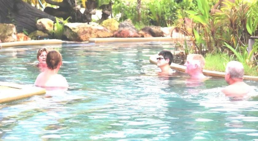 Nattha Waree Hot Spring Resort And Spa Bannuakhlong Kültér fotó