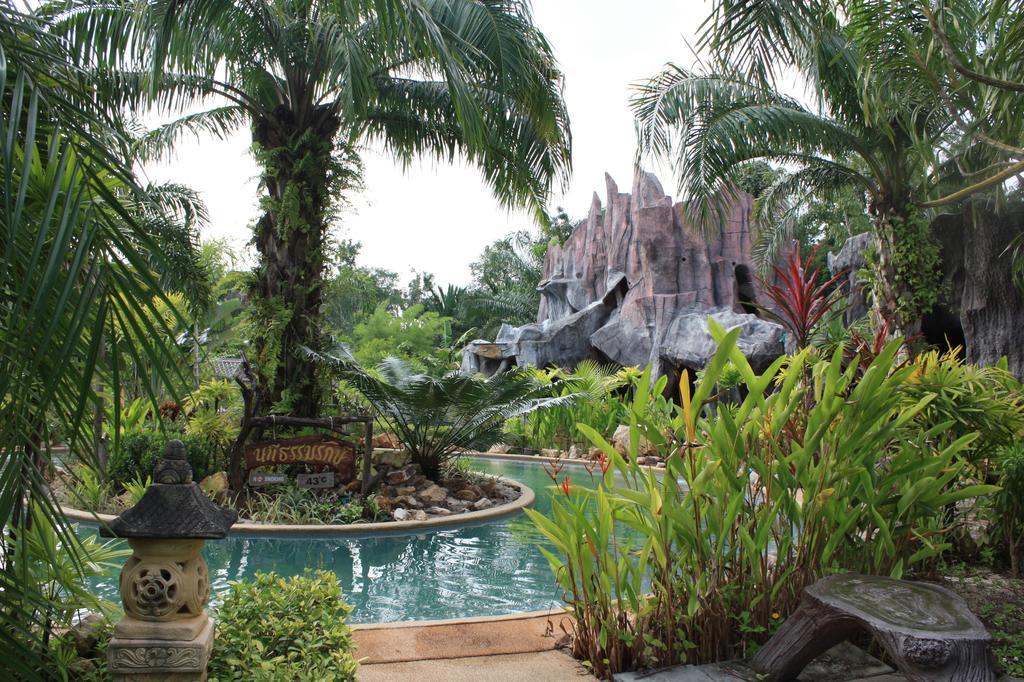 Nattha Waree Hot Spring Resort And Spa Bannuakhlong Kültér fotó